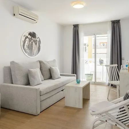 Vibra Lei Ibiza - Adults Only