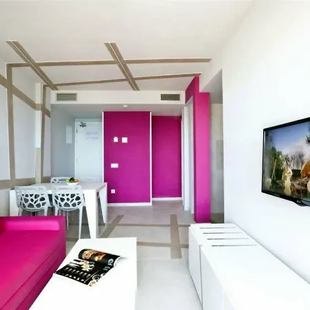 Ryans - Only Adults 3* Ibiza città