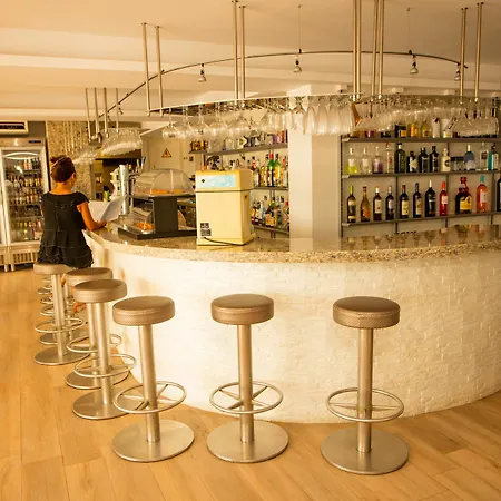 Sal Rossa Ibiza Town