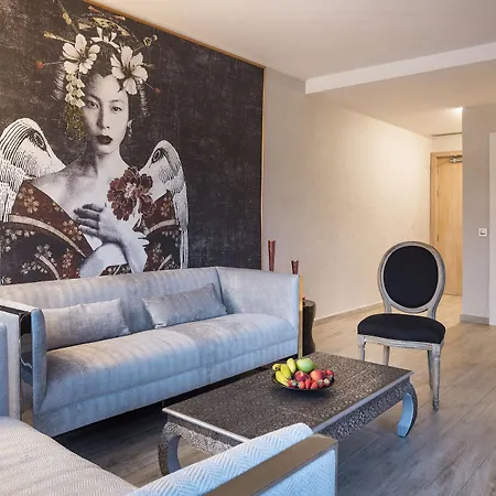 Corso & 4* Ibiza stad
