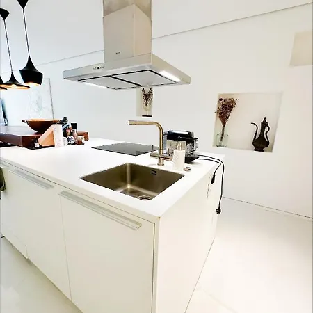 Lhv Luxury Boas