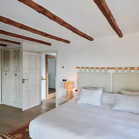 Holiday home Lilita House