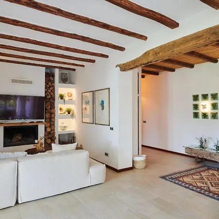 Lilita House Holiday home *