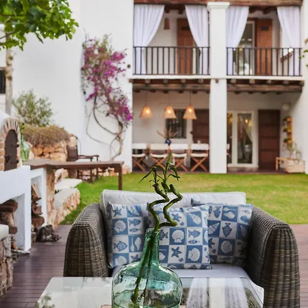 Lilita House *