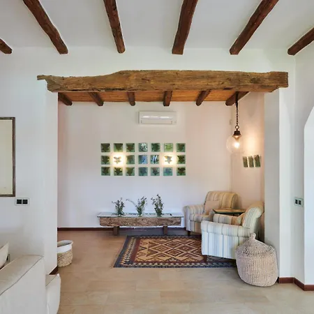 Lilita House