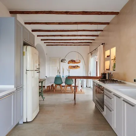 Holiday home Lilita House
