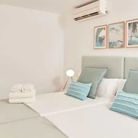 Villa & Nightlife At Steps Away Ibiza Town