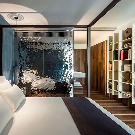 Nh Collection Hotel