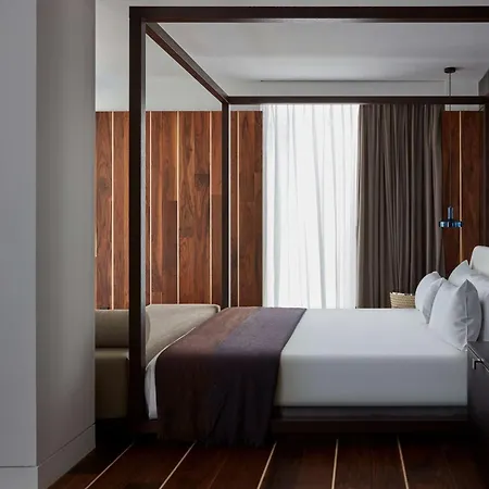 Nh Collection Hotel 5*
