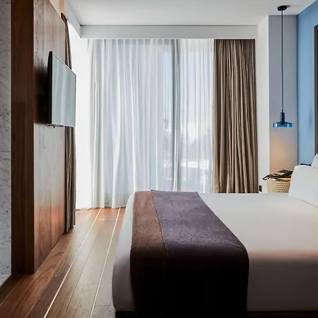 Hotel Nh Collection 5*