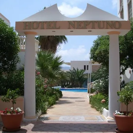 Neptuno 3*