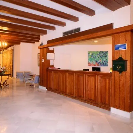Neptuno Hotel 3*