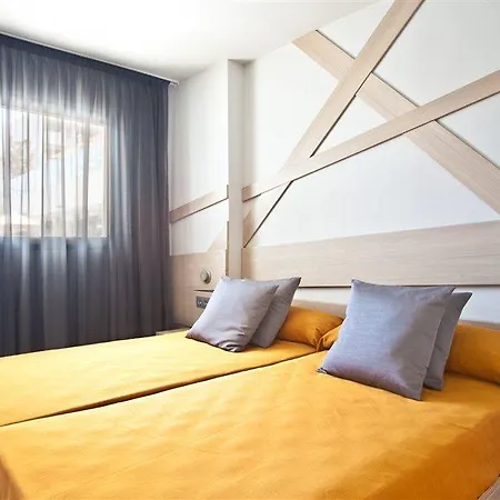Ryans - Only Adults Aparthotel 3*