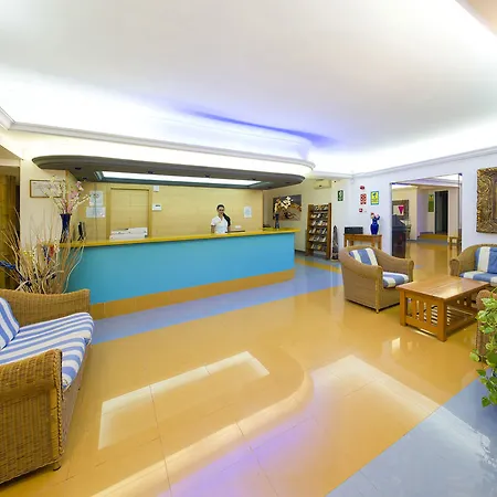 普莱雅中心酒店