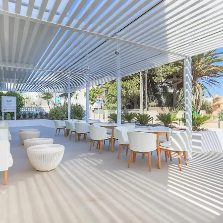 White - Adults Only Aparthotel 4*