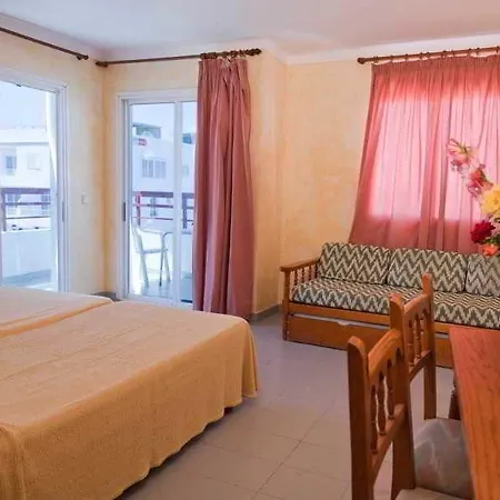 Sol Bay Apartahotel Ibiza
