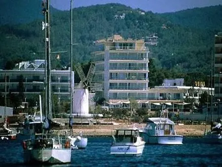 Neptuno Hotel 3*