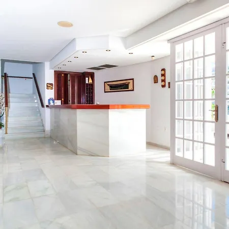 Anchorage Hotel 3*
