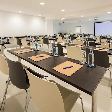 Corso & Hotell Ibiza stad