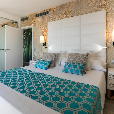 Corso & Hotell Ibiza stad