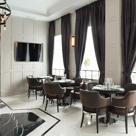 Mim & - Adults Only Hotell 4*