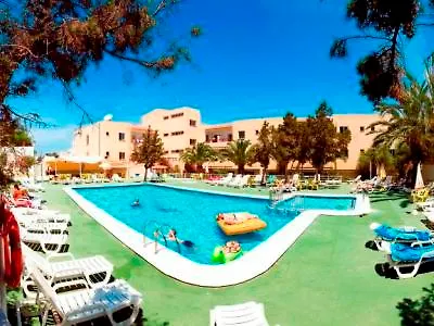 Apartahotel Sol Bay 2*